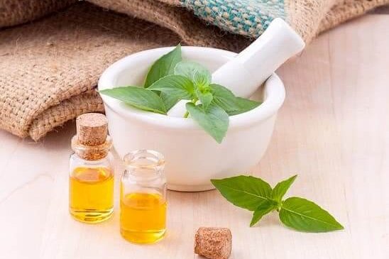 aroma massage setup with oil and herbs at massage centre in Islamabad